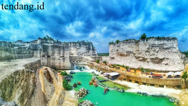 Bukit Jaddih: Pesona Tebing Kapur Eksotis dan Wisata Alam
