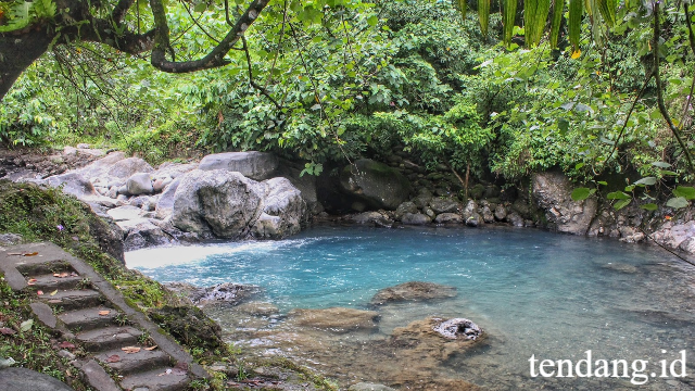 Lubuk Paraku: Wisata Alam Sejuk Padang dengan Pesona Indah